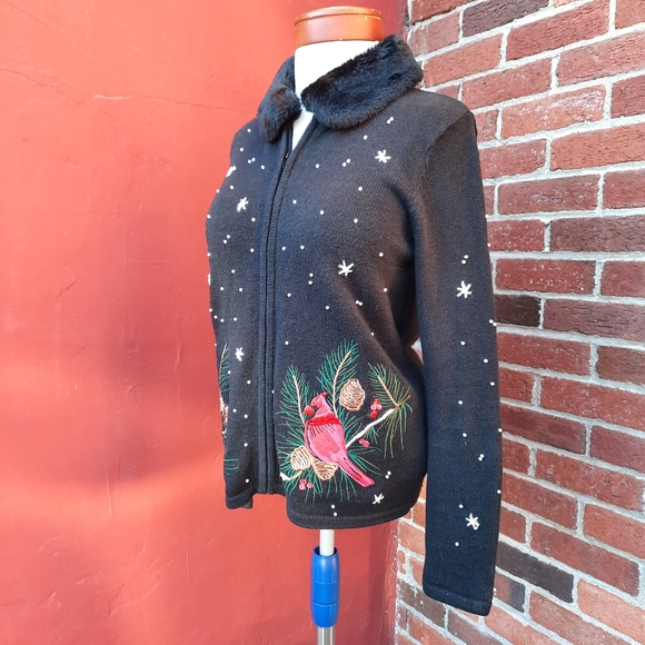 Vintage 90's Christmas Sweater Cardinals Bird Faux Fur Collar Cardigan Small - Picture 2 of 12